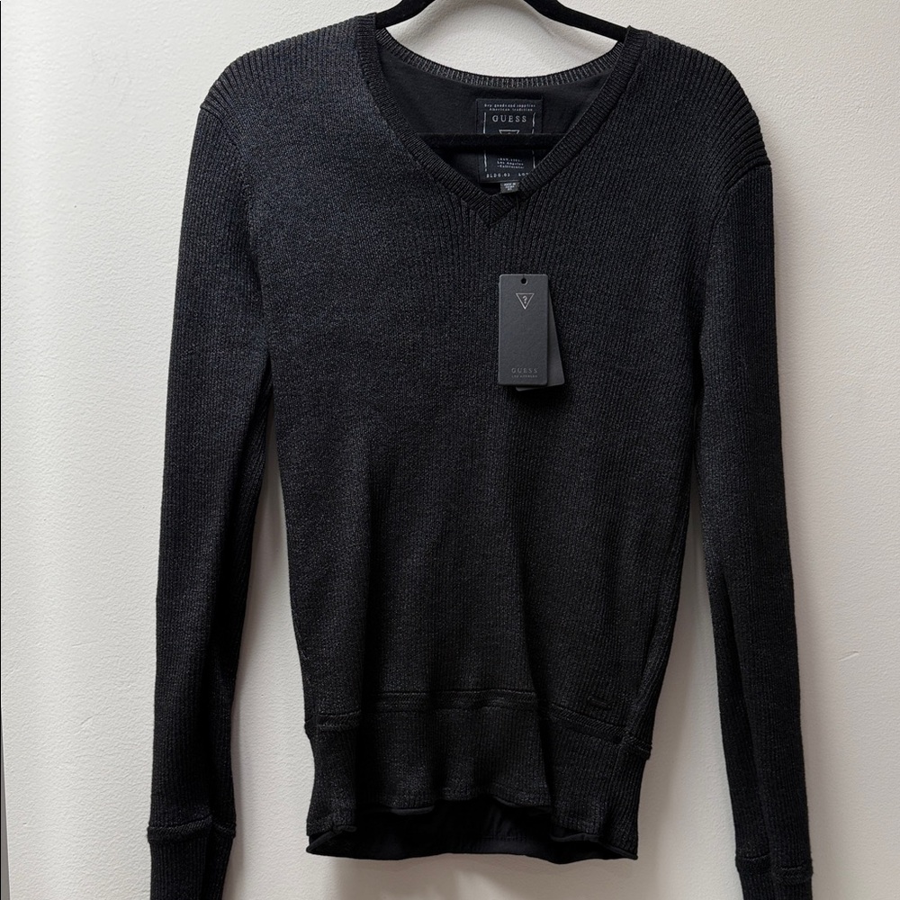 GUESS Charcoal V-Neck Knit Sweater NWT Lined Lightweight Classic Fit $108